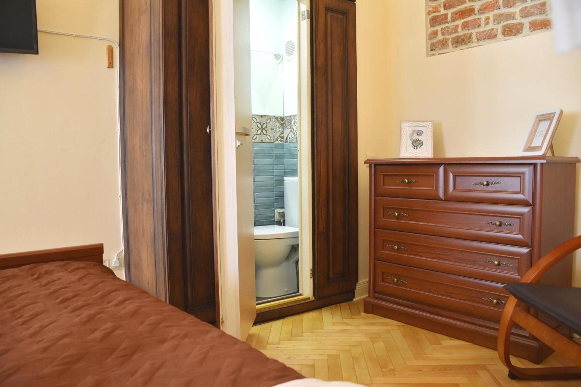 Renewed Central Apartment Lviv Kültér fotó